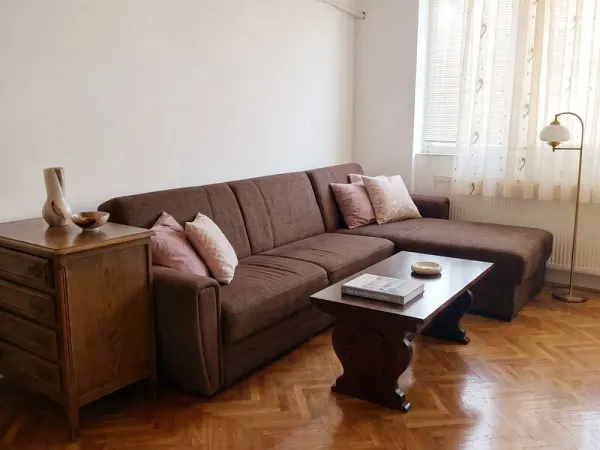 Apartament 3 camere București - poza 1