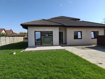 DUPLEX IN ZONA BUNA - FINISAJE LA CERERE - 3 DORMITOARE - Mosnita Noua