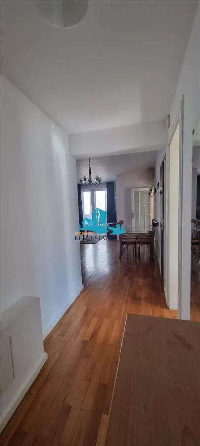 Apartament 3 camere București - poza 1
