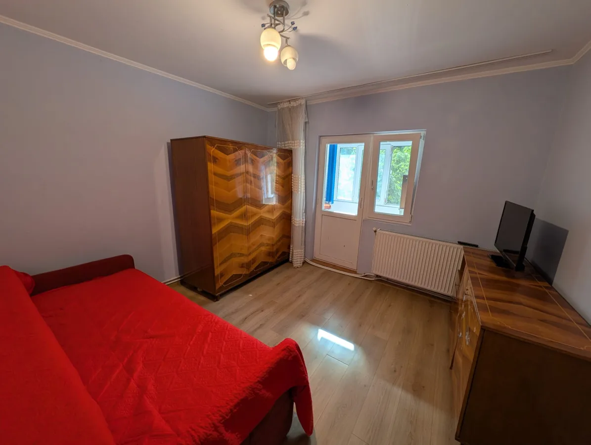 Apartament 3 camere Bârlad - poza 4