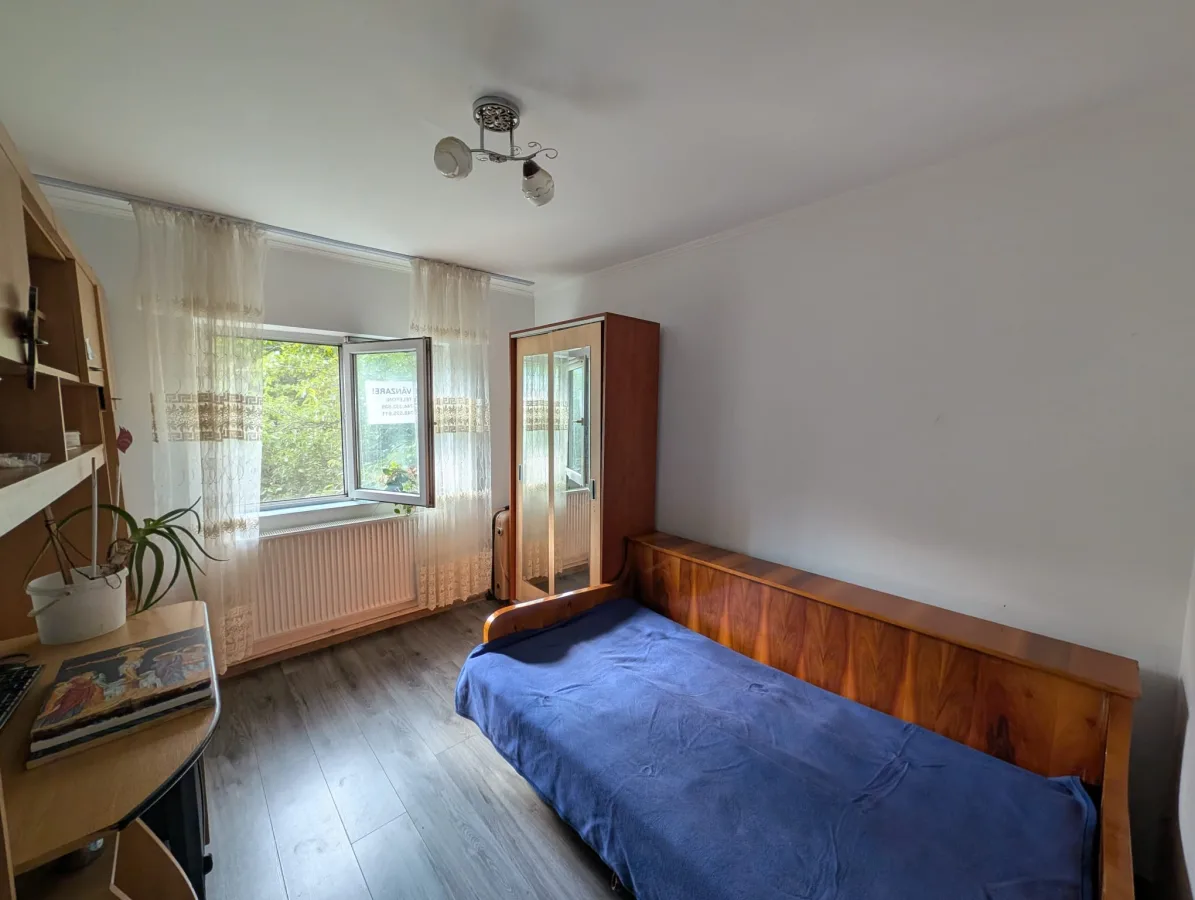Apartament 3 camere Bârlad - poza 5