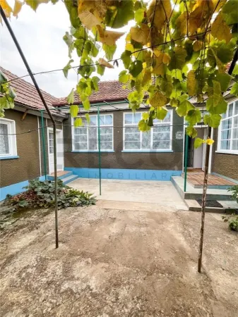 Casă 4 camere Sântandrei - poza 1