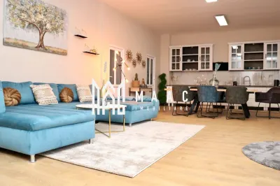 Apartament 4 camere de închiriat | Cisnădie, Central | Curte - Cisnadie