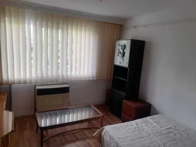 Inchiriez camera camin - Buzau