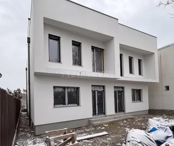 Casă 5 camere Oradea - poza 1