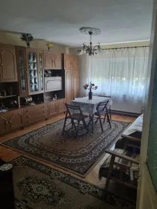 BRASADA   camerap 3 cam 78 mp. 2 băi in Carpați 2 - Satu Mare