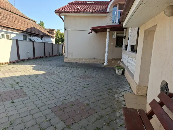 Casă 6 camere Satu Mare - poza 1