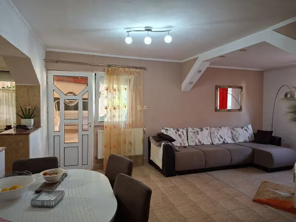 Casă 6 camere Satu Mare - poza 2