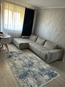 BRASADAS vinde ap 2 cam etaj 3 cu PARCARE Odobescu. - Satu Mare