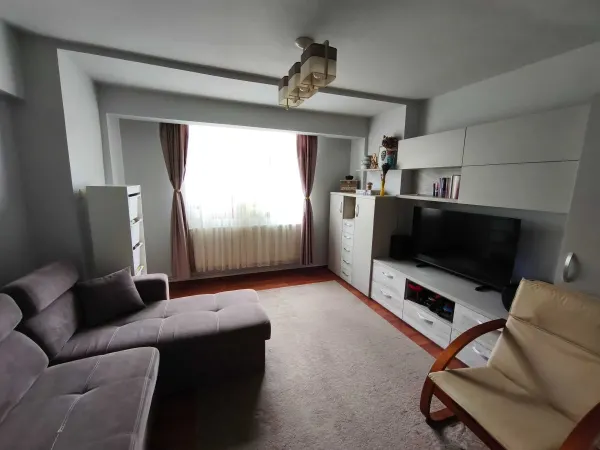 Apartament 3 camere Satu Mare - poza 1