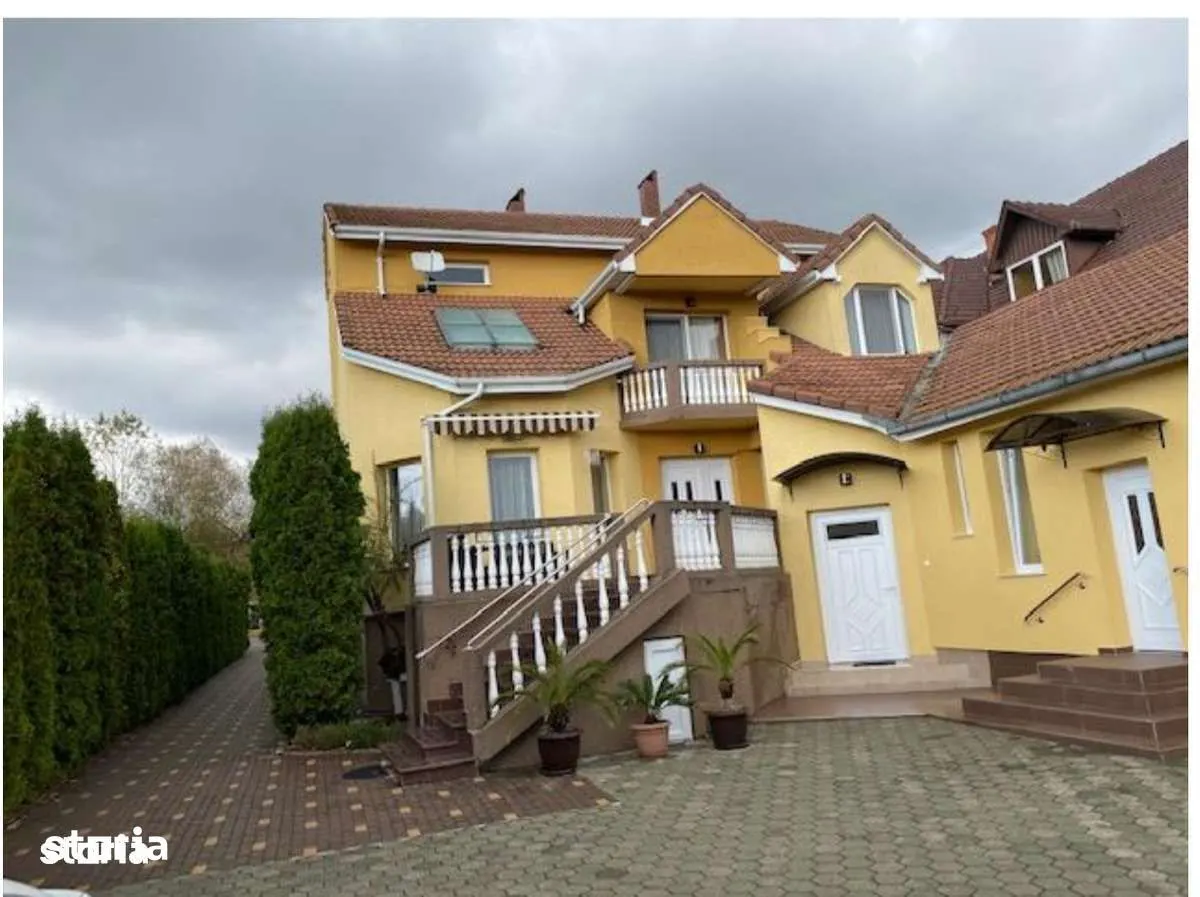 Casă 8 camere Păulești - poza 1