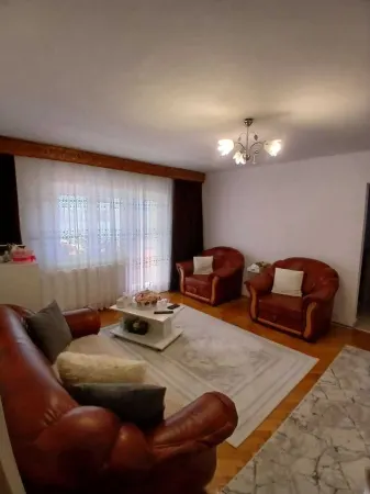 Apartament 3 camere Satu Mare - poza 1