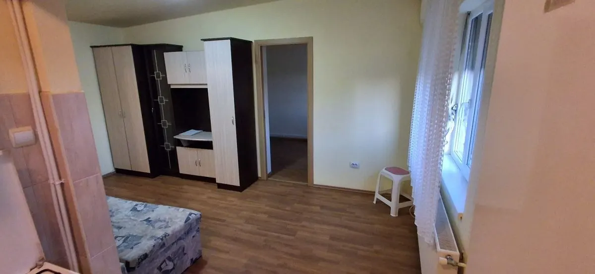 Apartament 3 camere Satu Mare - poza 1