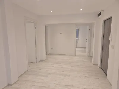 Apartament 4 camere Satu Mare - poza 2
