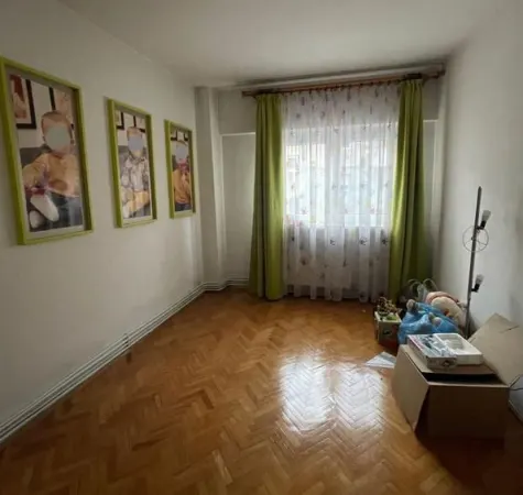 Apartament 4 camere Satu Mare - poza 9
