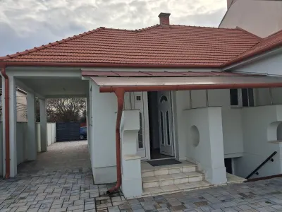 BRASADAS vinde casa in zona Titulescu. - Satu Mare
