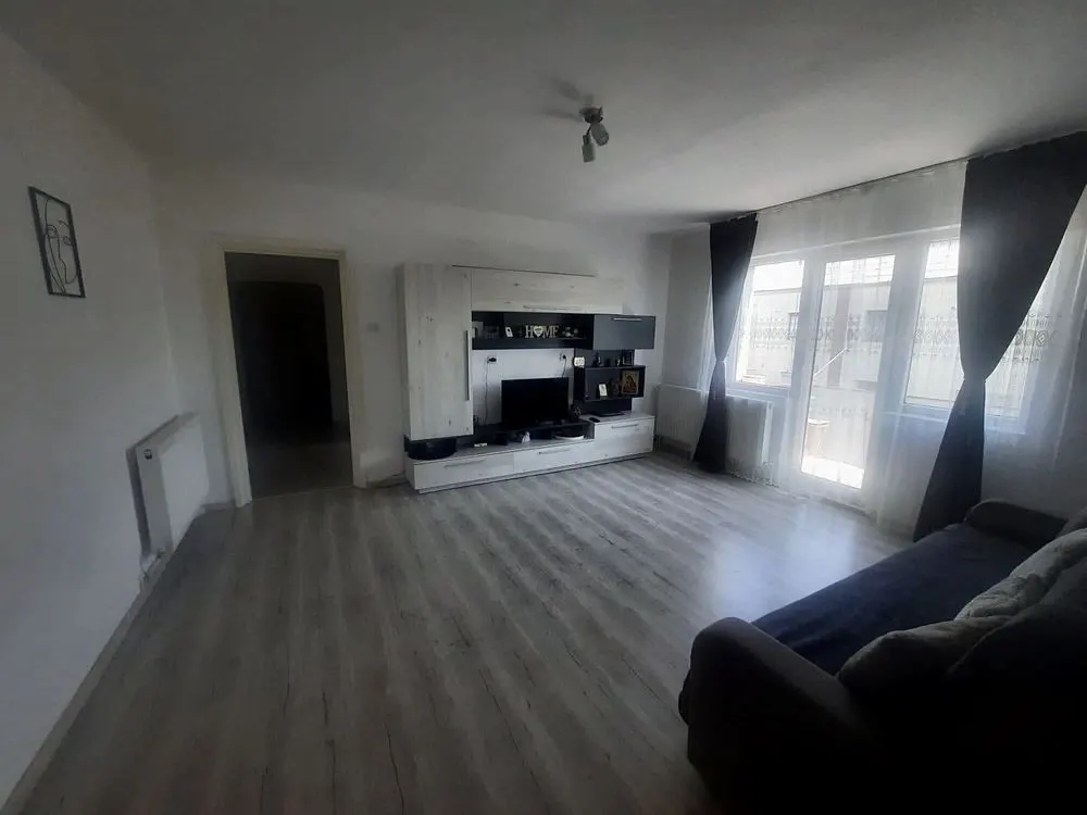 Apartament 2 camere Satu Mare - poza 1