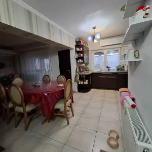 Apartament 3 camere Satu Mare - poza 2