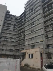 BRASADAS vinde ap cam etaj 6/8 Soarelui. - Satu Mare