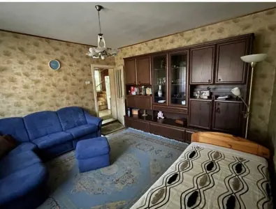 BRASADAS vinde casa 3 cam zona 14 Mai. - Satu Mare