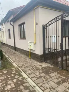 BRASADAS vinde casa tip duplex in zona Closca. - Satu Mare