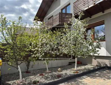 Casa de inchiriat in Sibiu - 5 camere - 220 mp utili - curte 426 mp - Calea Cisnadiei - Sibiu