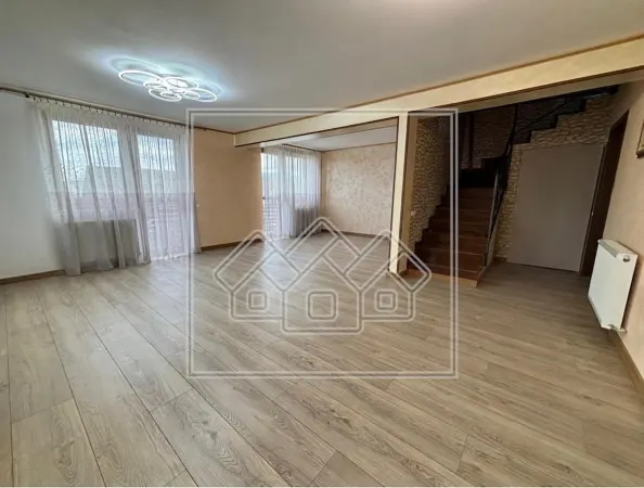 Casă 5 camere Sibiu - poza 15