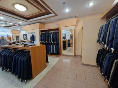 BRASADAS închiriază Sp Com STRADAL 192 mp OBOR Calea Mosilor - Bucuresti