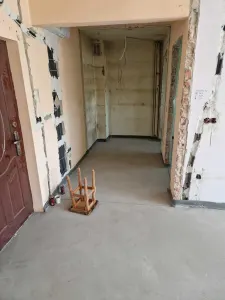 BRASADAS vinde ap 3 cam etaj 4/10 pe Calea Traian. - Satu Mare