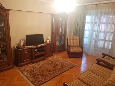 Apartament 3 camere Brăila - poza 1