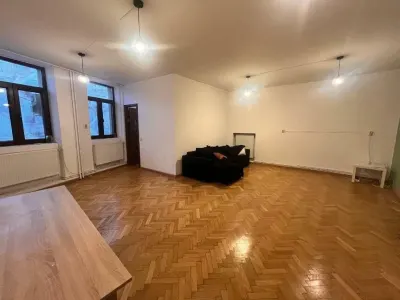 Ag BRASADAS închiriază BIROU 4 cam 120 mp Piaţa Romană. - Bucuresti