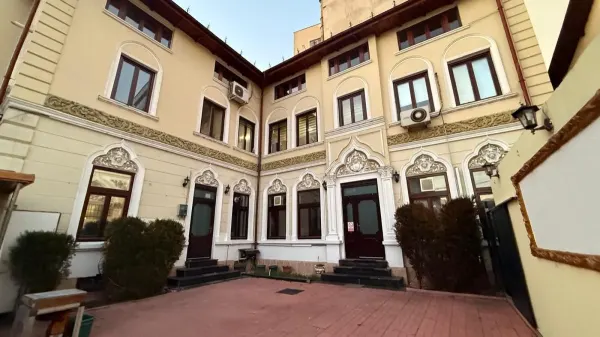 Casă 14 camere București - poza 3