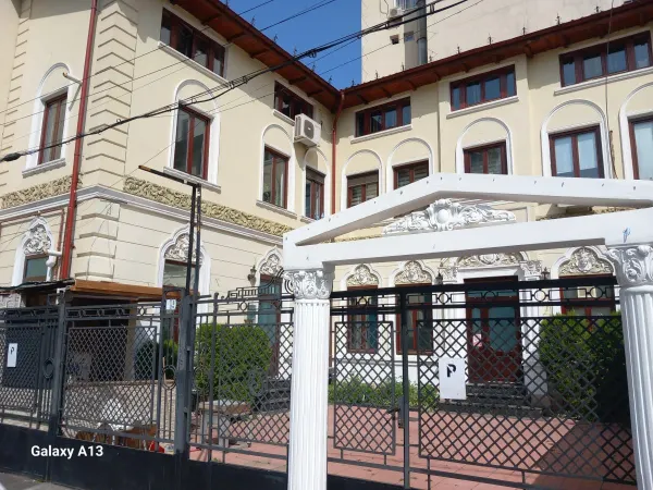 Casă 14 camere București - poza 4