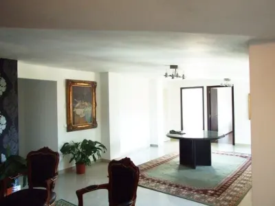 Casă 14 camere București - poza 31