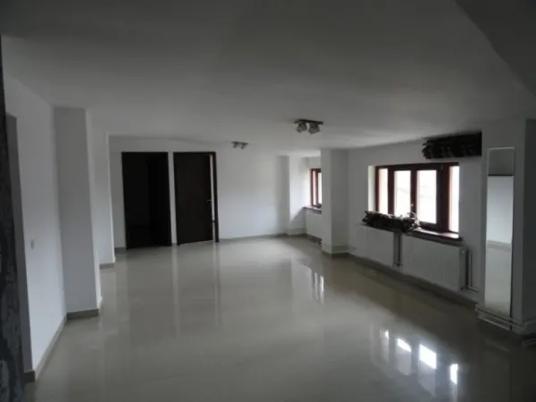 Casă 14 camere București - poza 41