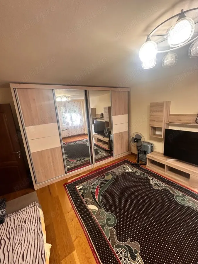 Apartament 3 camere București - poza 1