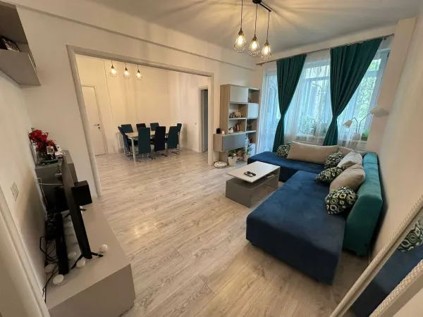 Apartament 3 camere București - poza 1