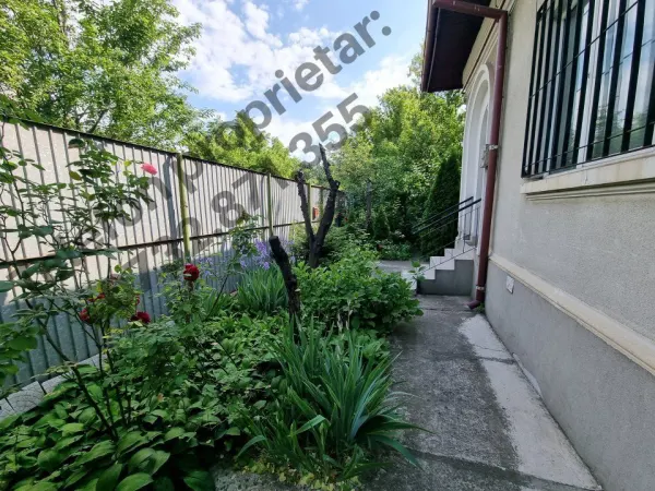 Casă 3 camere București - poza 1