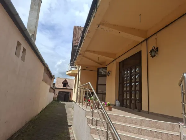 Casă 7 camere Sibiu - poza 4