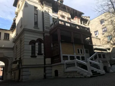 Casă 20 camere București - poza 3