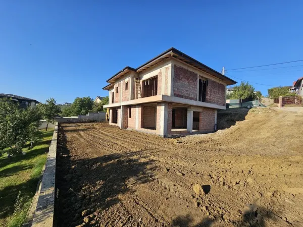 Casă 4 camere Iași - poza 2