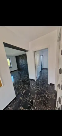 Casă 4 camere Miroslava - poza 2