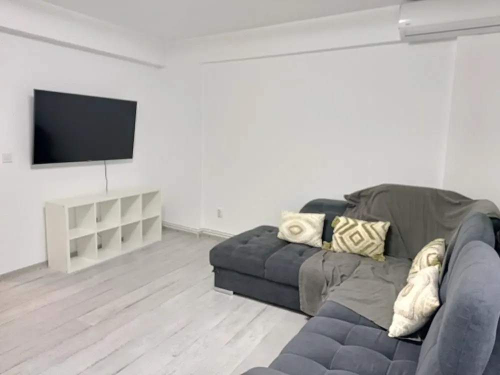 Casă 4 camere București - poza 1