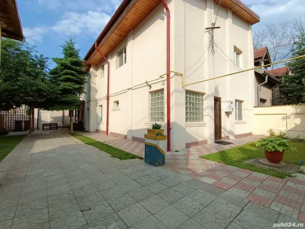 Casă București - poza 2