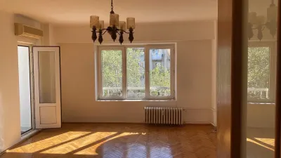 Apartament de vanzare 3 camere Bd Octavian Goga- zona Unirii - Bucuresti