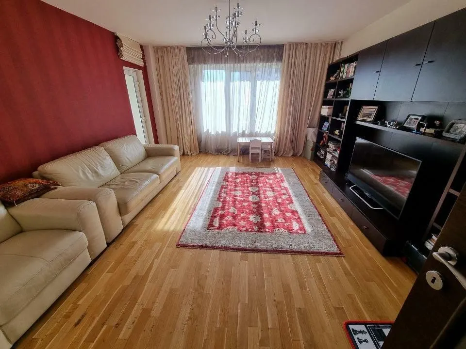 Apartament 3 camere București - poza 1