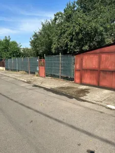 vand casa curte - Bucuresti