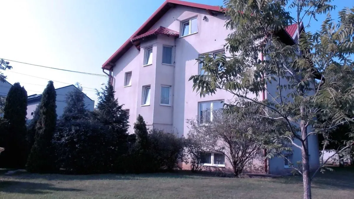 Casă 4 camere București - poza 1