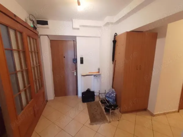 Apartament 3 camere București - poza 1
