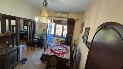 Apartament în bloc interbelic - 3 Camere - 2 balcoane - 203.000 € - Bucuresti